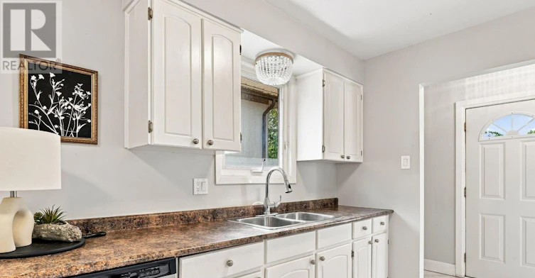 32 Courtice Crescent, Collingwood, ON, L9Y 4G1 - 4