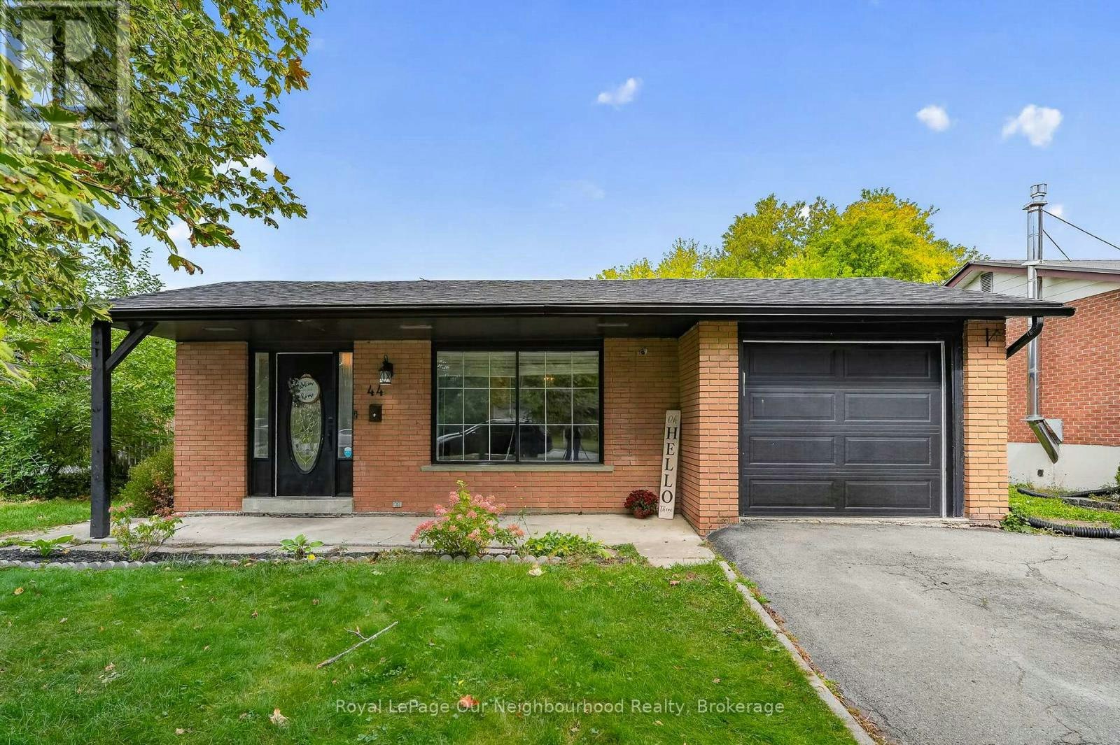 44 Barbara Street, Quinte West, ON, K8V 1Z5