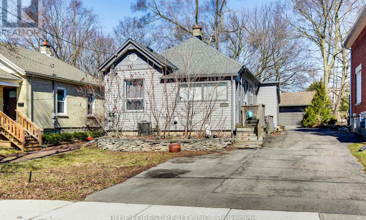 17 Mcdonald Avenue