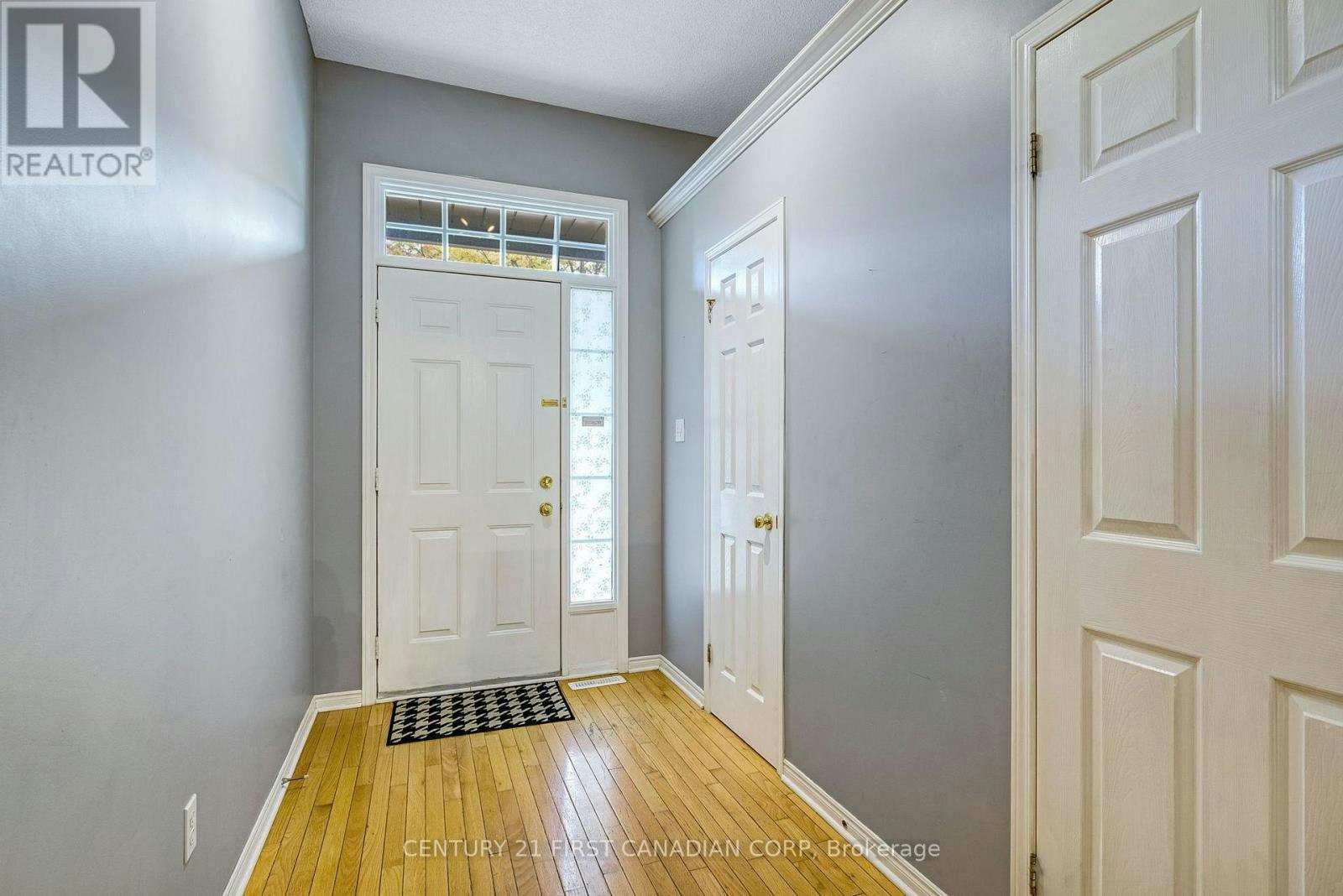 22-185 North Centre Road, London, ON, N5X 4C9 - 2