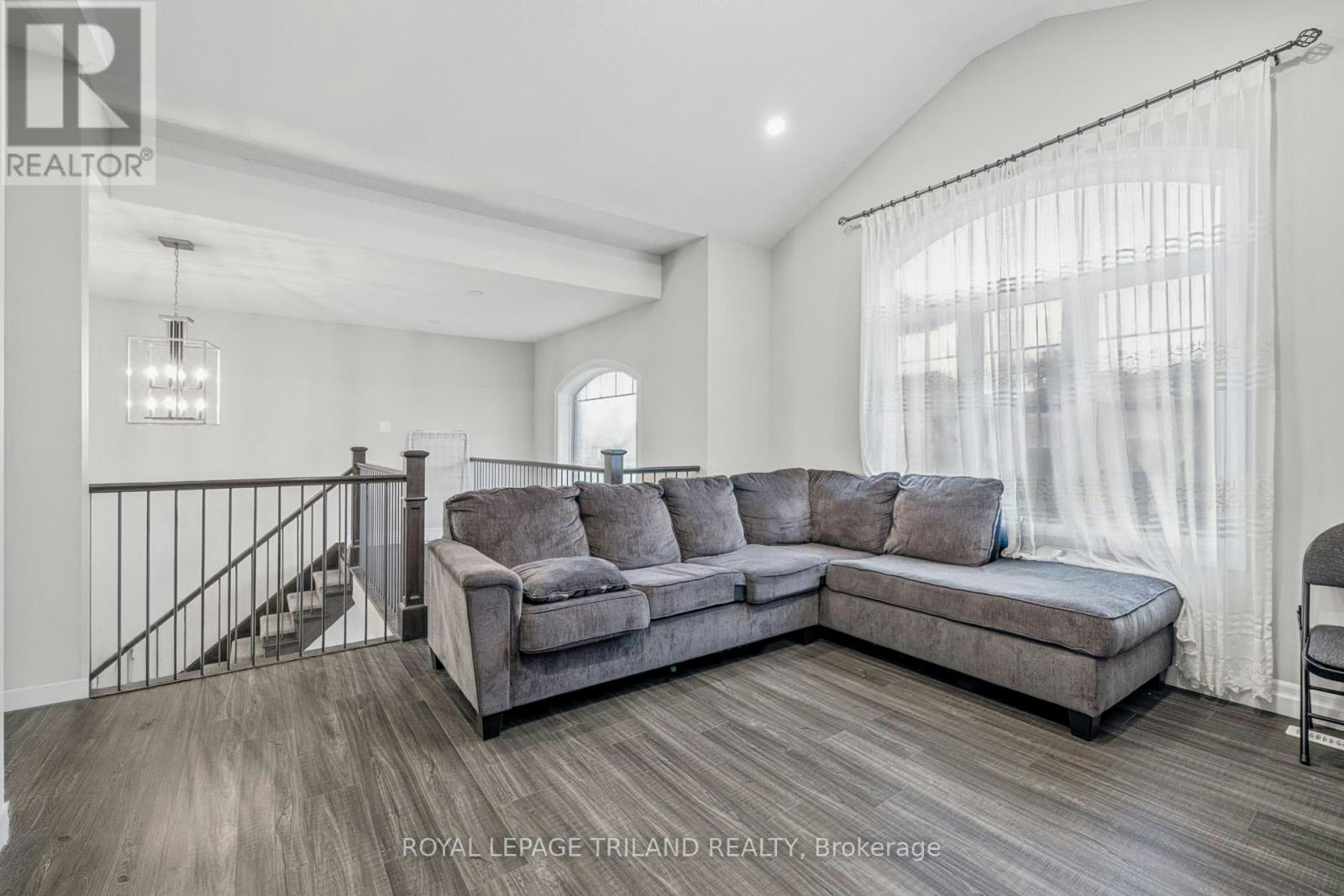 167-1061 Eagletrace Drive, London, ON, N6G 0T3 - 16