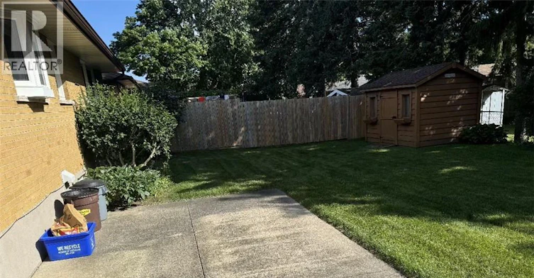 Upper-23 Elkington Drive, Kitchener, ON, N2B 1S1 - 4