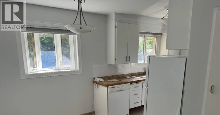 Upper-23 Elkington Drive, Kitchener, ON, N2B 1S1 - 5