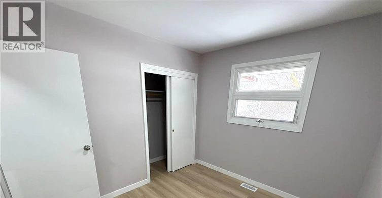 Upper-23 Elkington Drive, Kitchener, ON, N2B 1S1 - 13