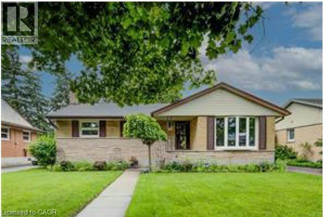 Upper-23 Elkington Drive, Kitchener, ON, N2B 1S1