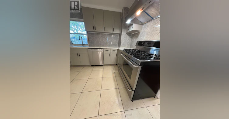 961 Ninth Street, Mississauga, ON, L5E 1S2 - 4