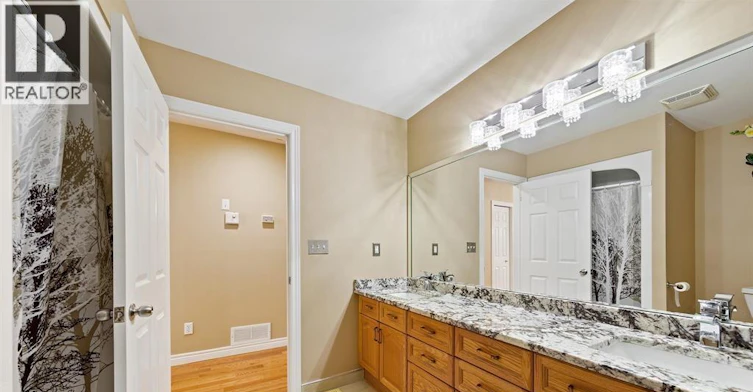 1081 Monarch Meadows Drive, Lakeshore, ON, N0R 1A0 - 14