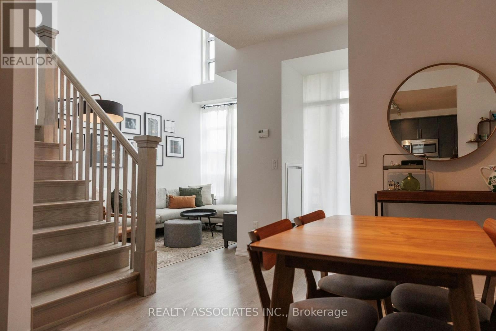 TH9-6 Pirandello Street, Toronto, ON, M6K 0B1 - 5