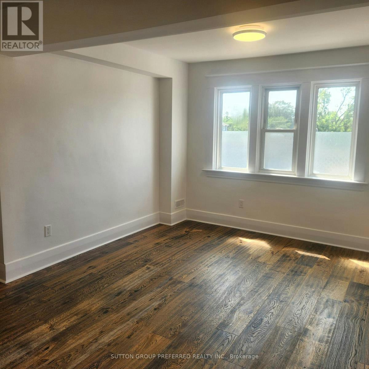 UPPER-312 Wharncliffe Road S, London, ON, N6J 2L7 3