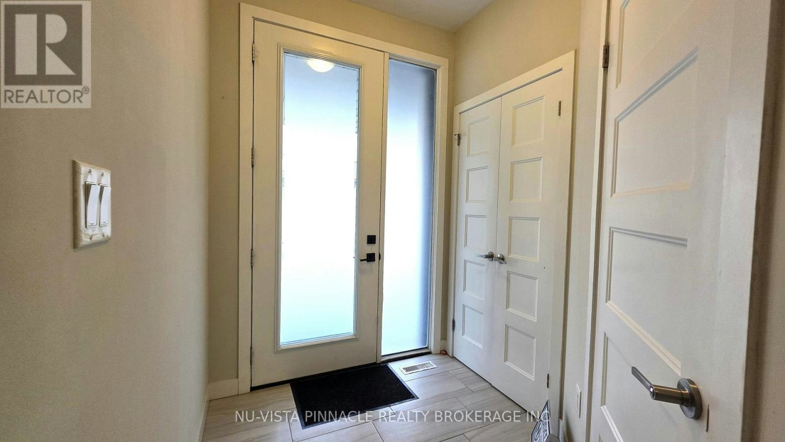923 Georgetown Drive, London, ON, N6H 0J7 - 5