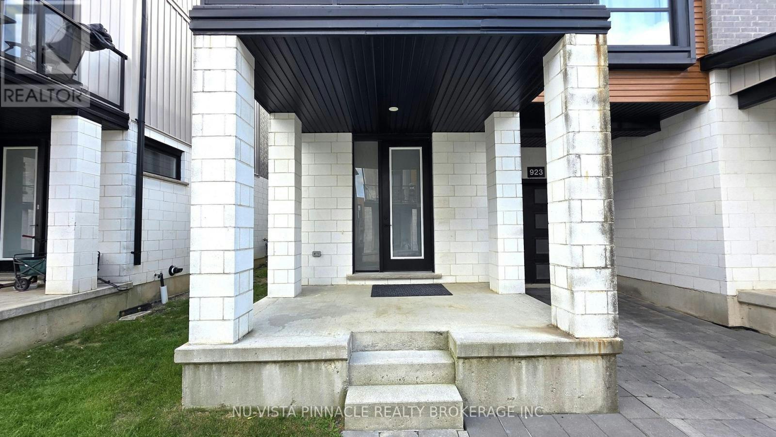 923 Georgetown Drive, London, ON, N6H 0J7 - 4