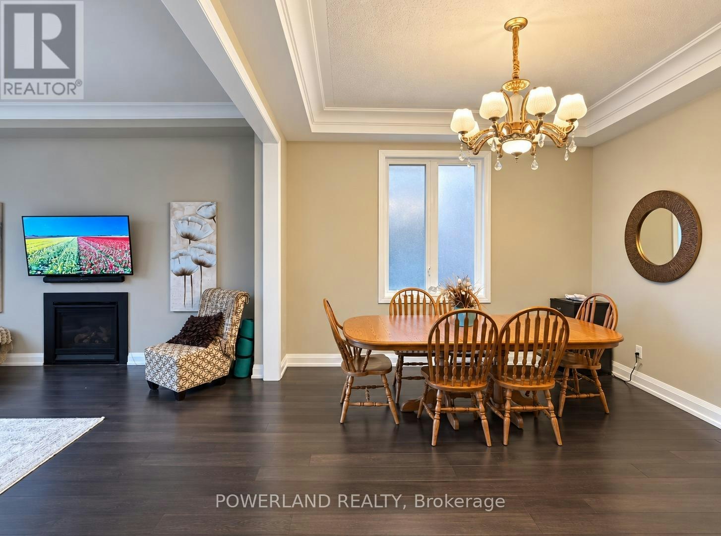 9 Cyprus Glen, East Gwillimbury, ON, L9N 0S9 - 8