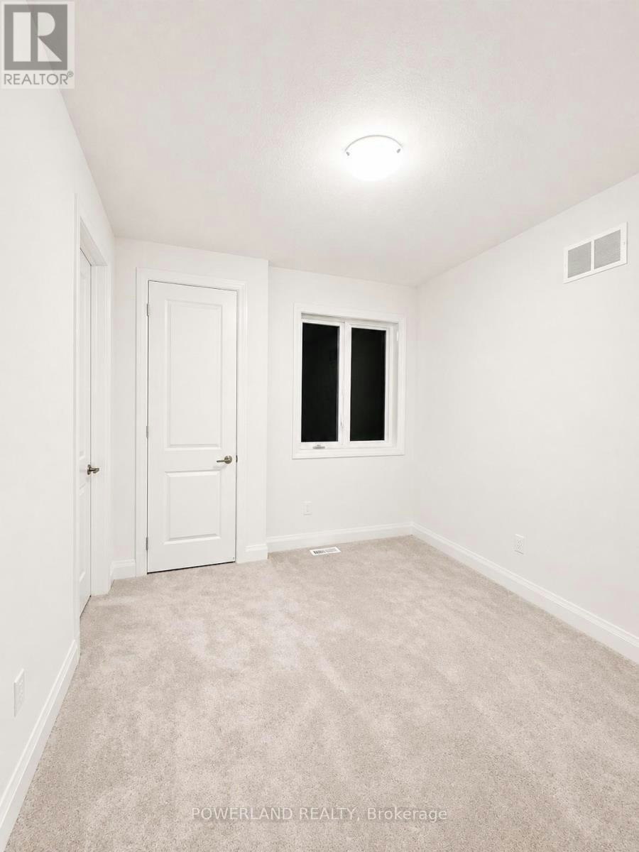 9 Cyprus Glen, East Gwillimbury, ON, L9N 0S9 - 29