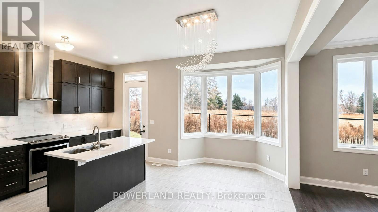 9 Cyprus Glen, East Gwillimbury, ON, L9N 0S9 - 14