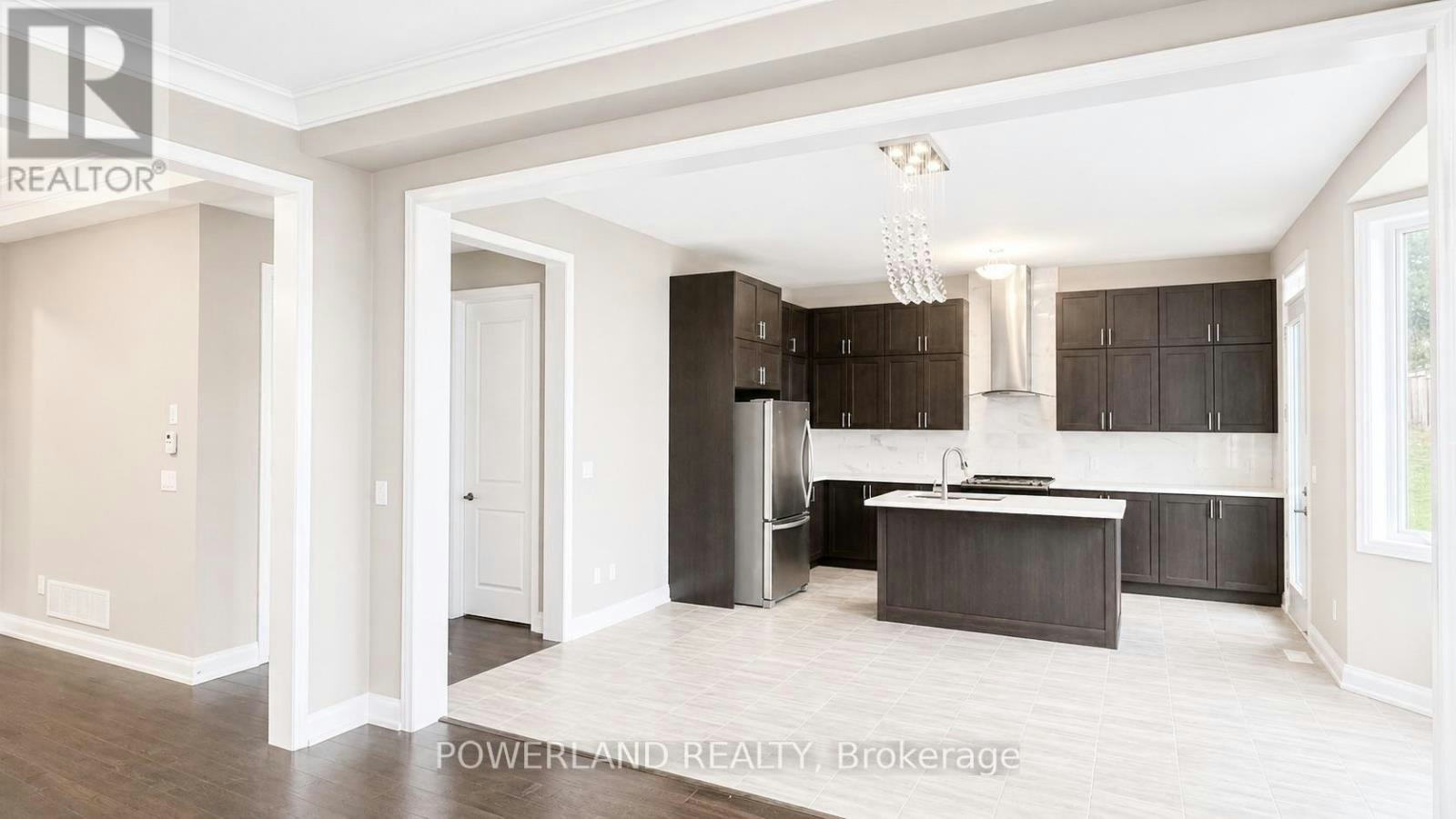 9 Cyprus Glen, East Gwillimbury, ON, L9N 0S9 - 30