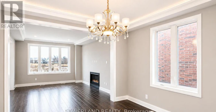 9 Cyprus Glen, East Gwillimbury, ON, L9N 0S9 - 12