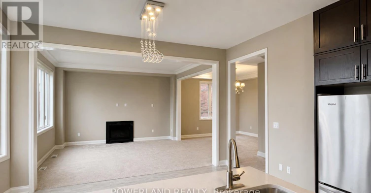 9 Cyprus Glen, East Gwillimbury, ON, L9N 0S9 - 18