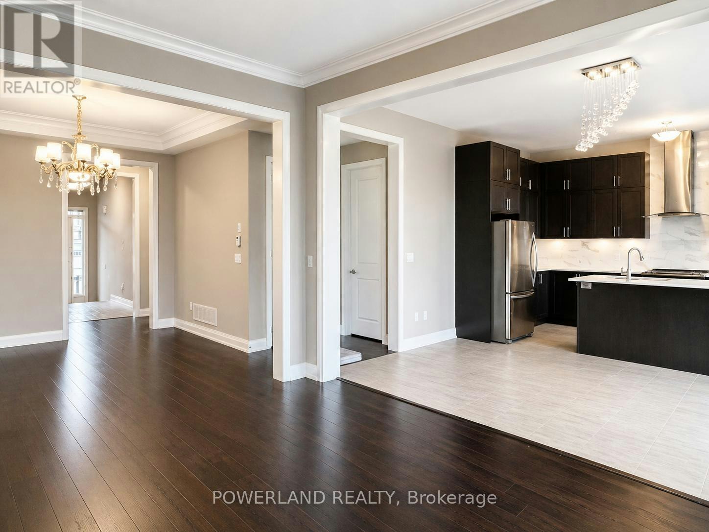 9 Cyprus Glen, East Gwillimbury, ON, L9N 0S9 - 16
