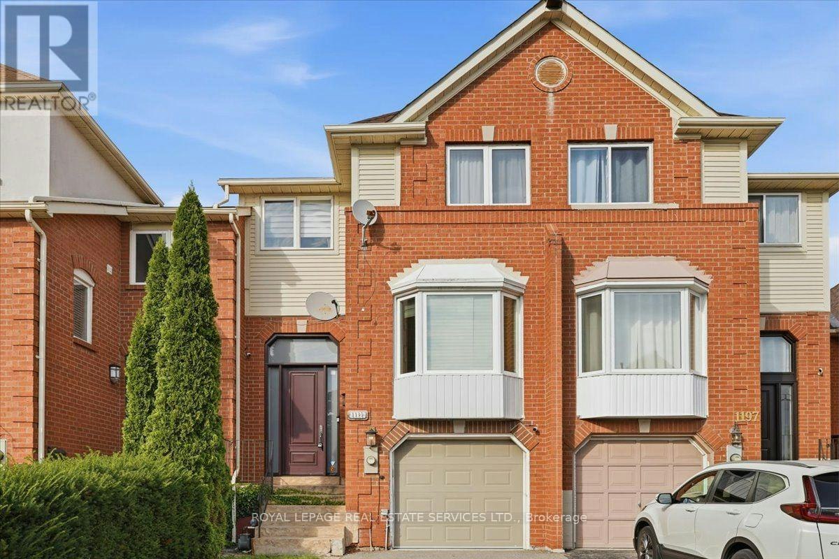 1199 Leewood Drive, Oakville, ON, L6M 3B3
