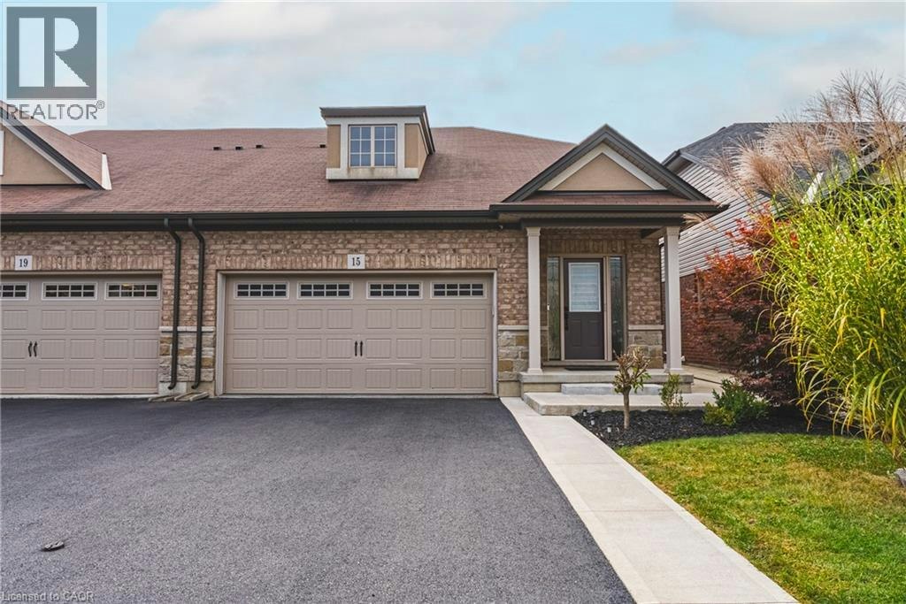 15 Kopperfield Lane, Hamilton, ON, L0R 1W0