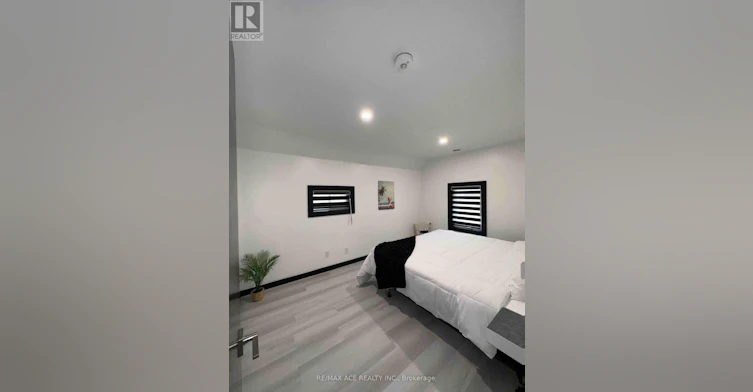 2-4985 Crysler Avenue, Niagara Falls, ON, L2E 3W6 - 24