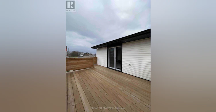 2-4985 Crysler Avenue, Niagara Falls, ON, L2E 3W6 - 14
