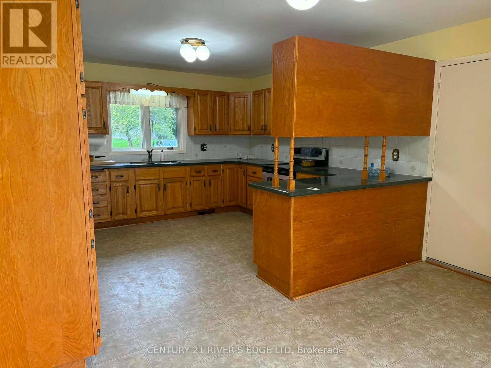11152 Grisdale Boulevard, Iroquois, ON, K0E 1K0 - 5