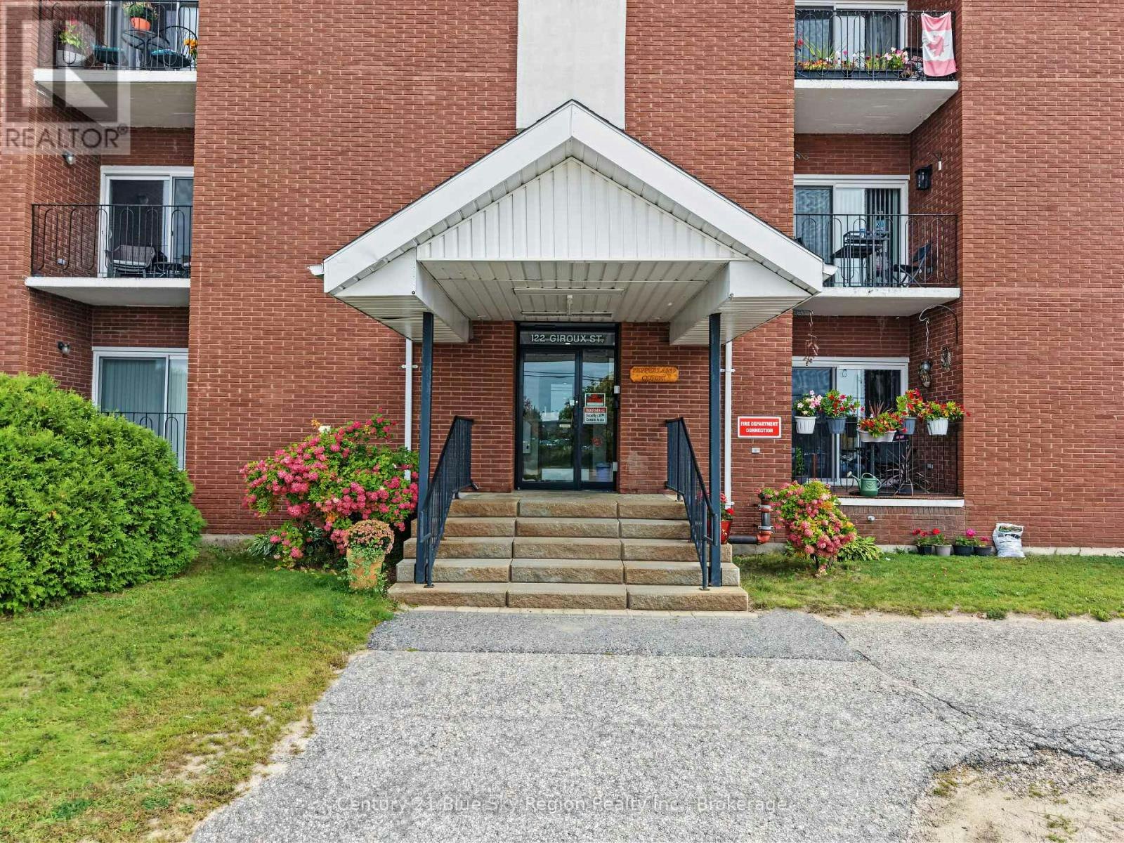 401-122 Giroux Street, North Bay, ON, P1B 7Y7