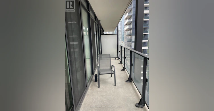 1710-125 Peter Street, Toronto, ON, M5V 0M2 - 34