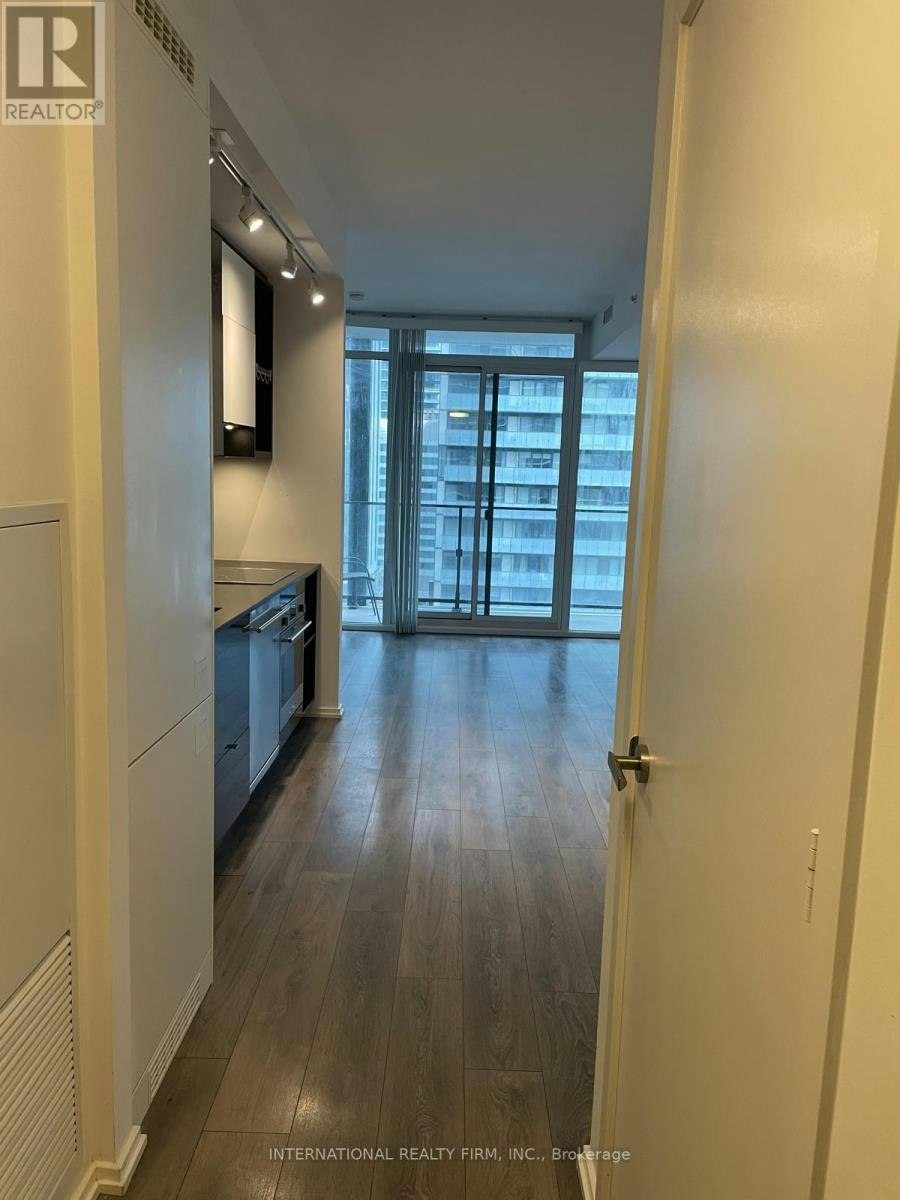 1710-125 Peter Street, Toronto, ON, M5V 0M2 - 30