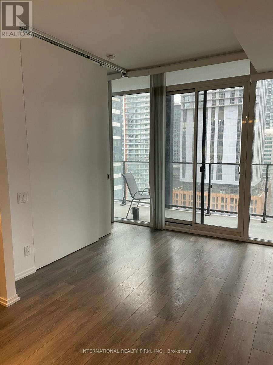 1710-125 Peter Street, Toronto, ON, M5V 0M2 - 27
