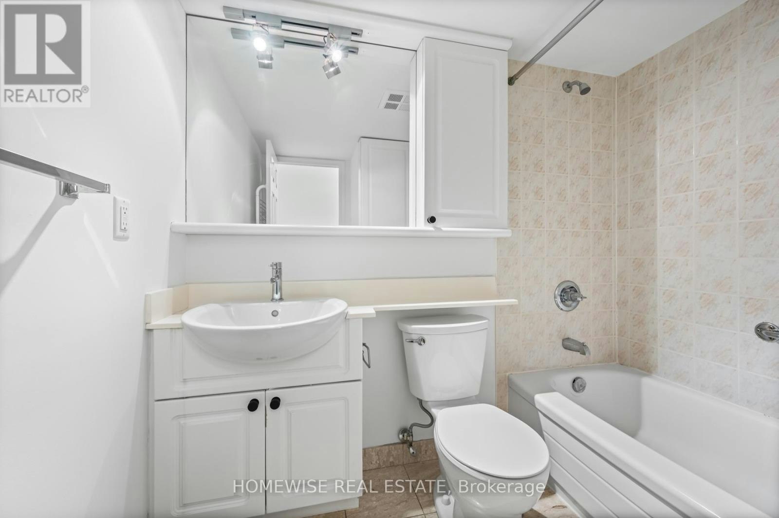 601-388 Bloor Street E, Toronto, ON, M4W 3W9 - 17