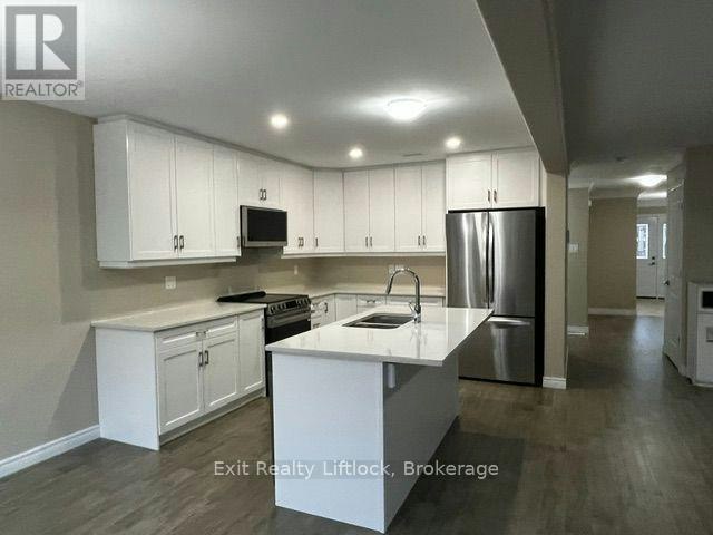 232 O'neil Street, Smith-Ennismore-Lakefield, ON, K9K 0H1 - 7