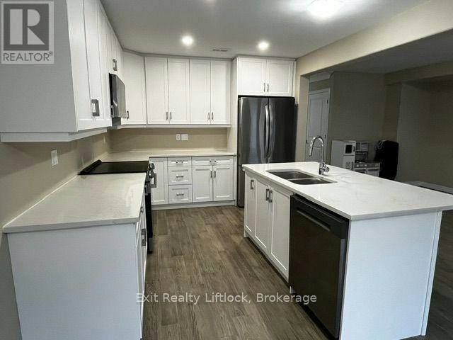 232 O'neil Street, Smith-Ennismore-Lakefield, ON, K9K 0H1 - 8