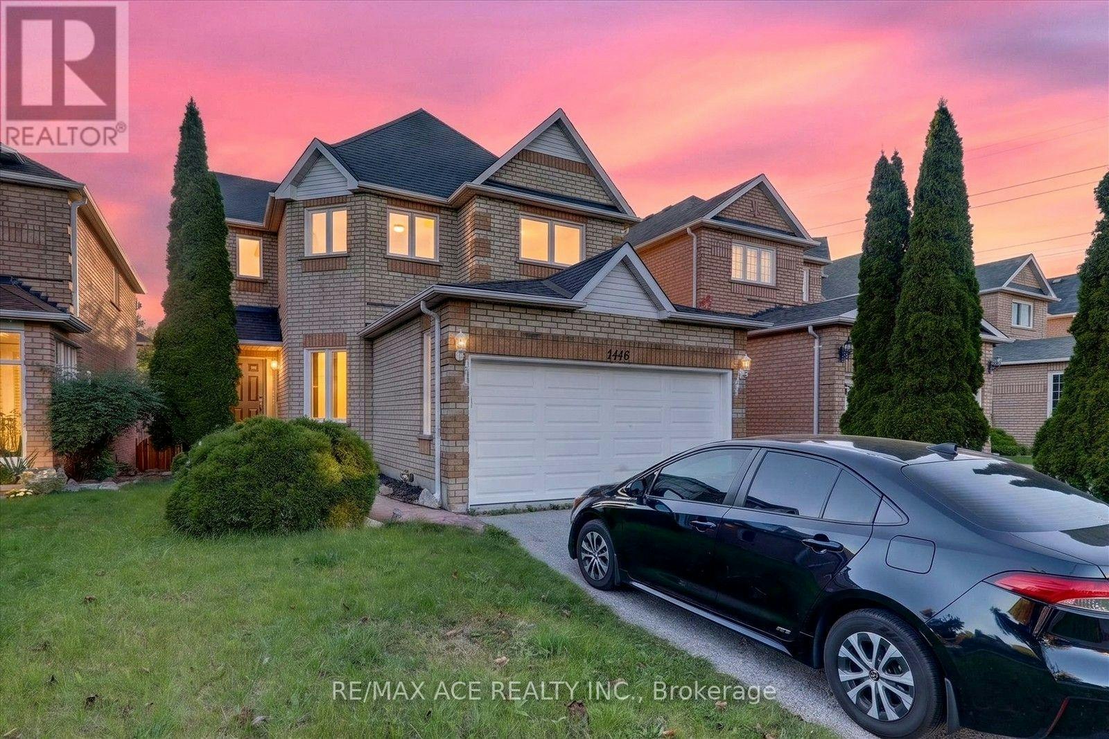 1446 Sandhurst Crescent, Pickering, ON, L1V 6Y8