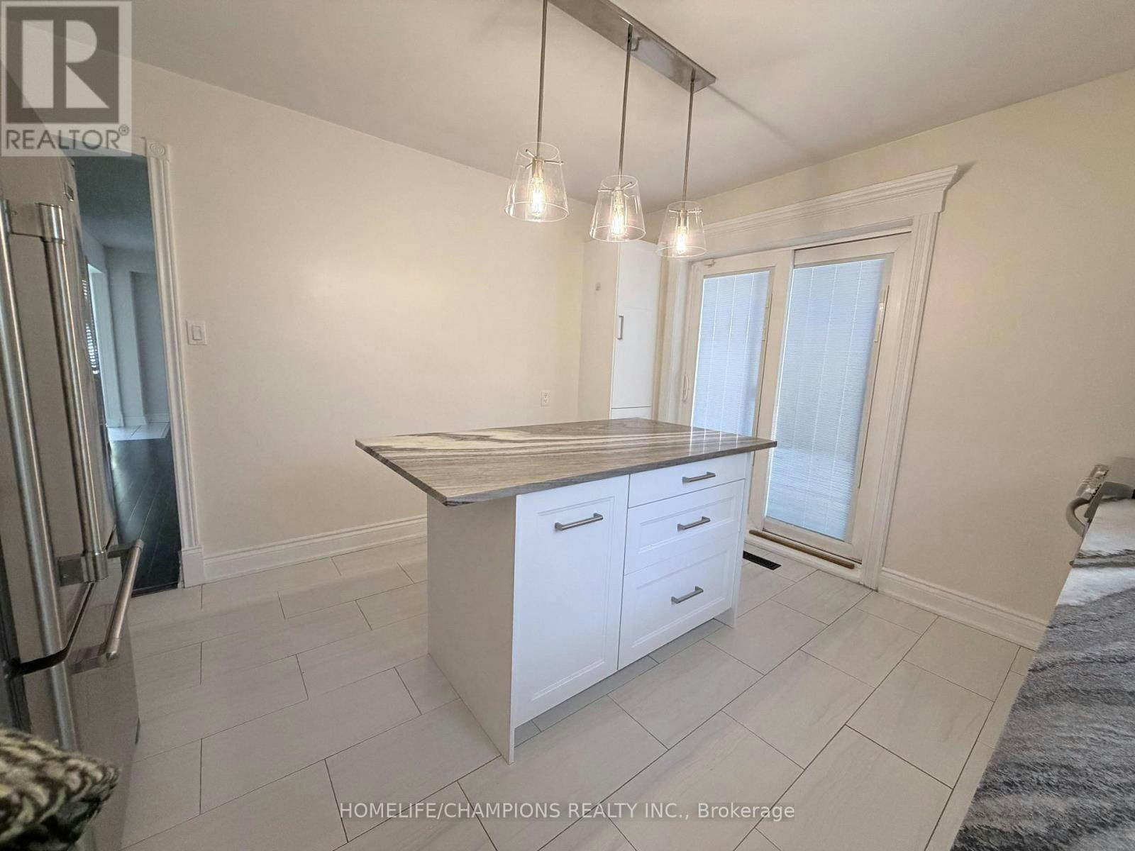 1143 Valley Court, Oshawa, ON, L1J 3M4 - 7