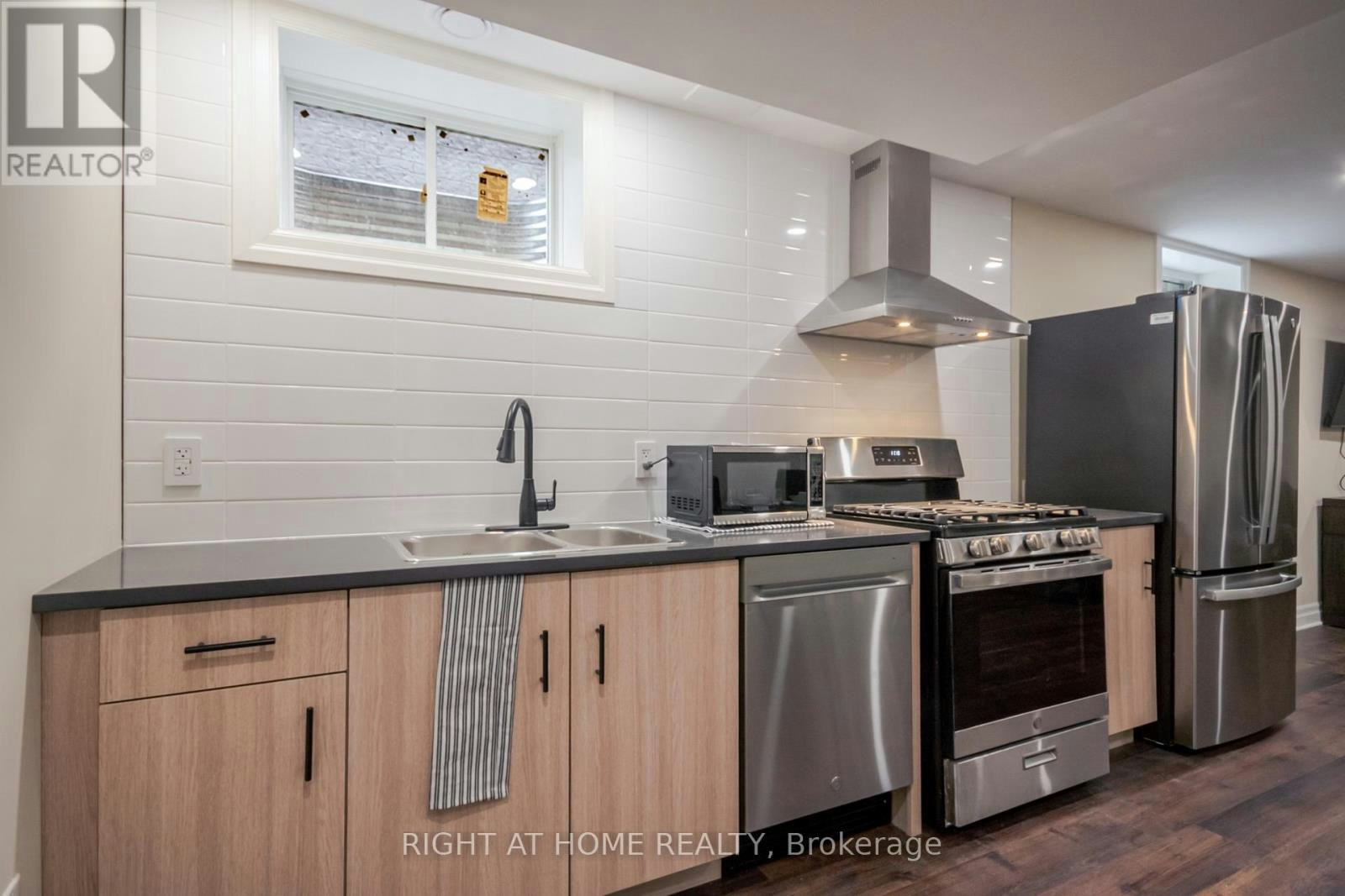 1253 Howlett Circle, London, ON, N5X 0K5 - 4