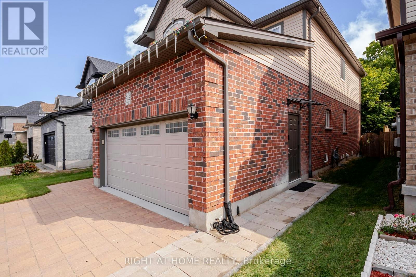 1253 Howlett Circle, London, ON, N5X 0K5 - 16