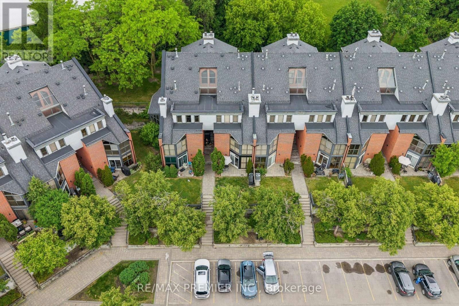TH 8-100 Arbors Lane, Vaughan, ON, L4L 7G4