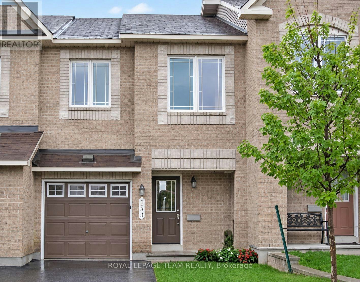 133 Forestbrook Street, Ottawa, ON, K2K 0A8