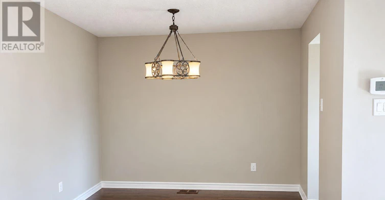 133 Forestbrook Street, Ottawa, ON, K2K 0A8 - 5