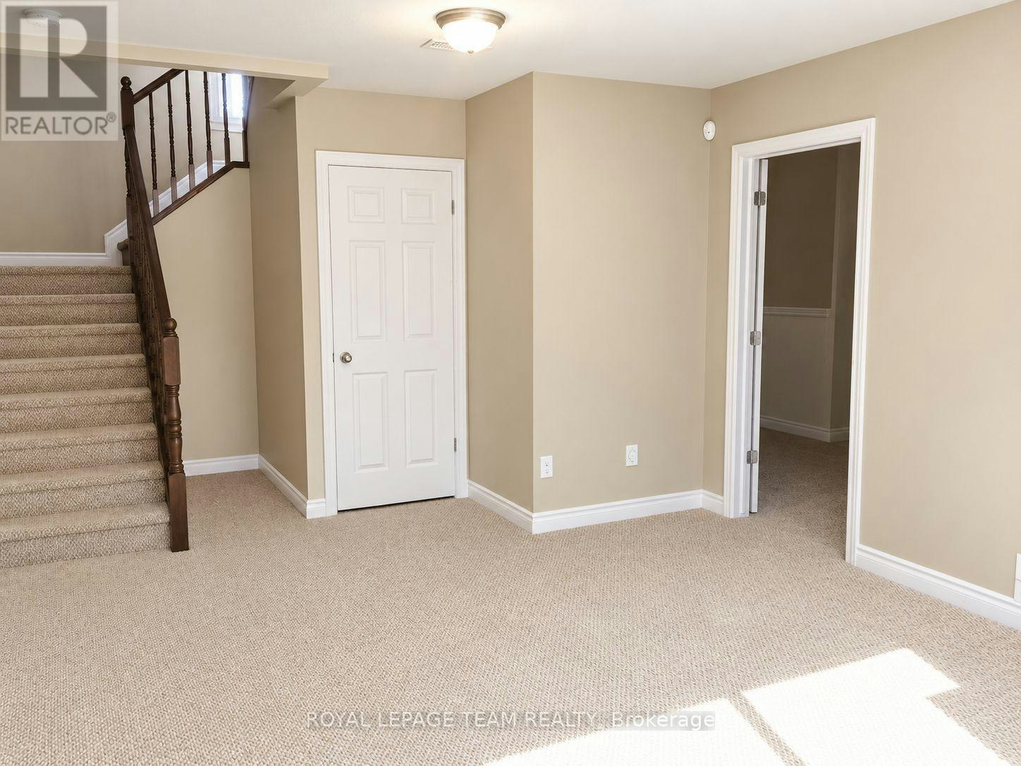 133 Forestbrook Street, Ottawa, ON, K2K 0A8 - 14