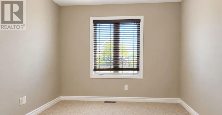 133 Forestbrook Street, Ottawa, ON, K2K 0A8 - 11