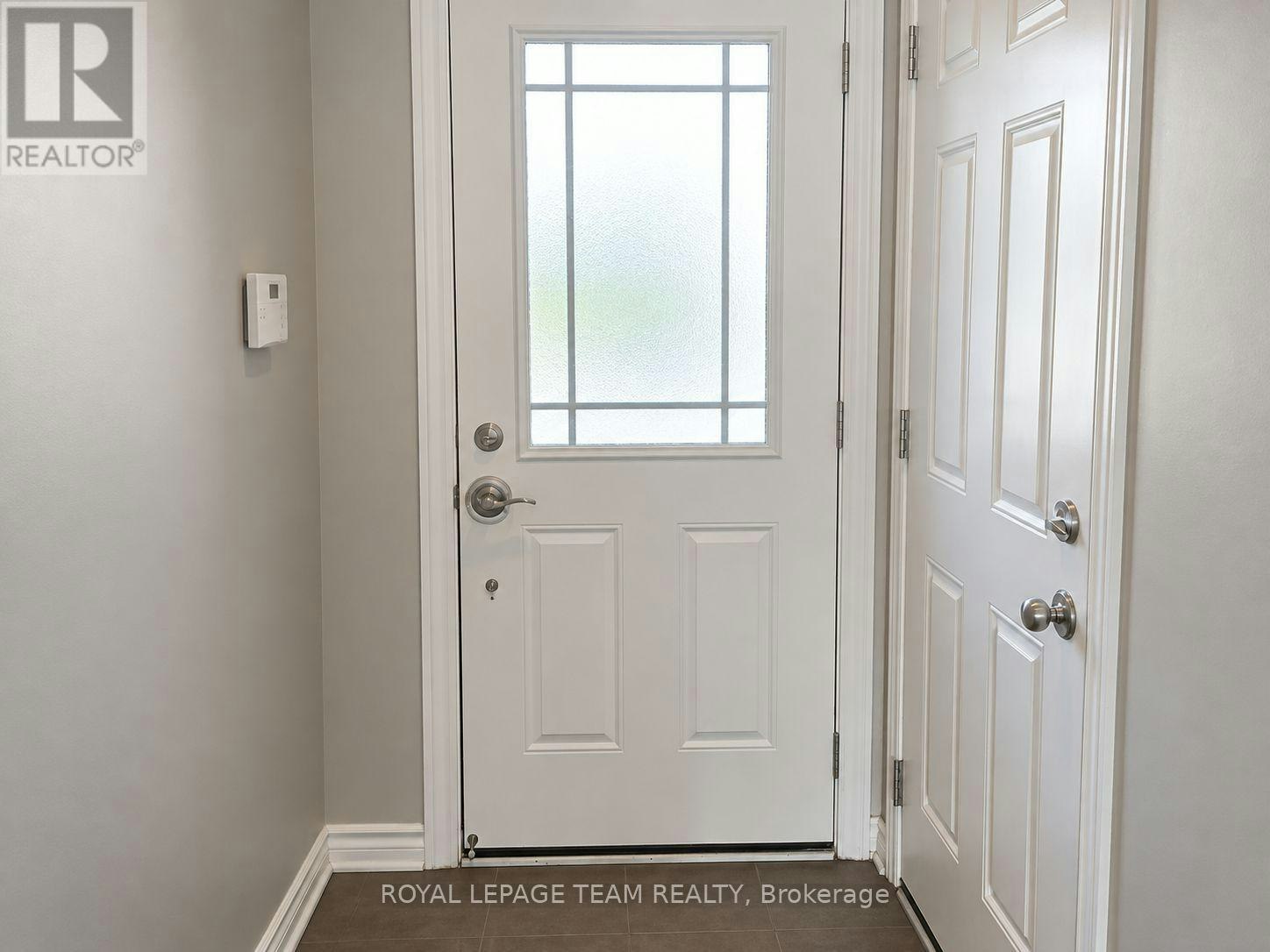 133 Forestbrook Street, Ottawa, ON, K2K 0A8 - 2