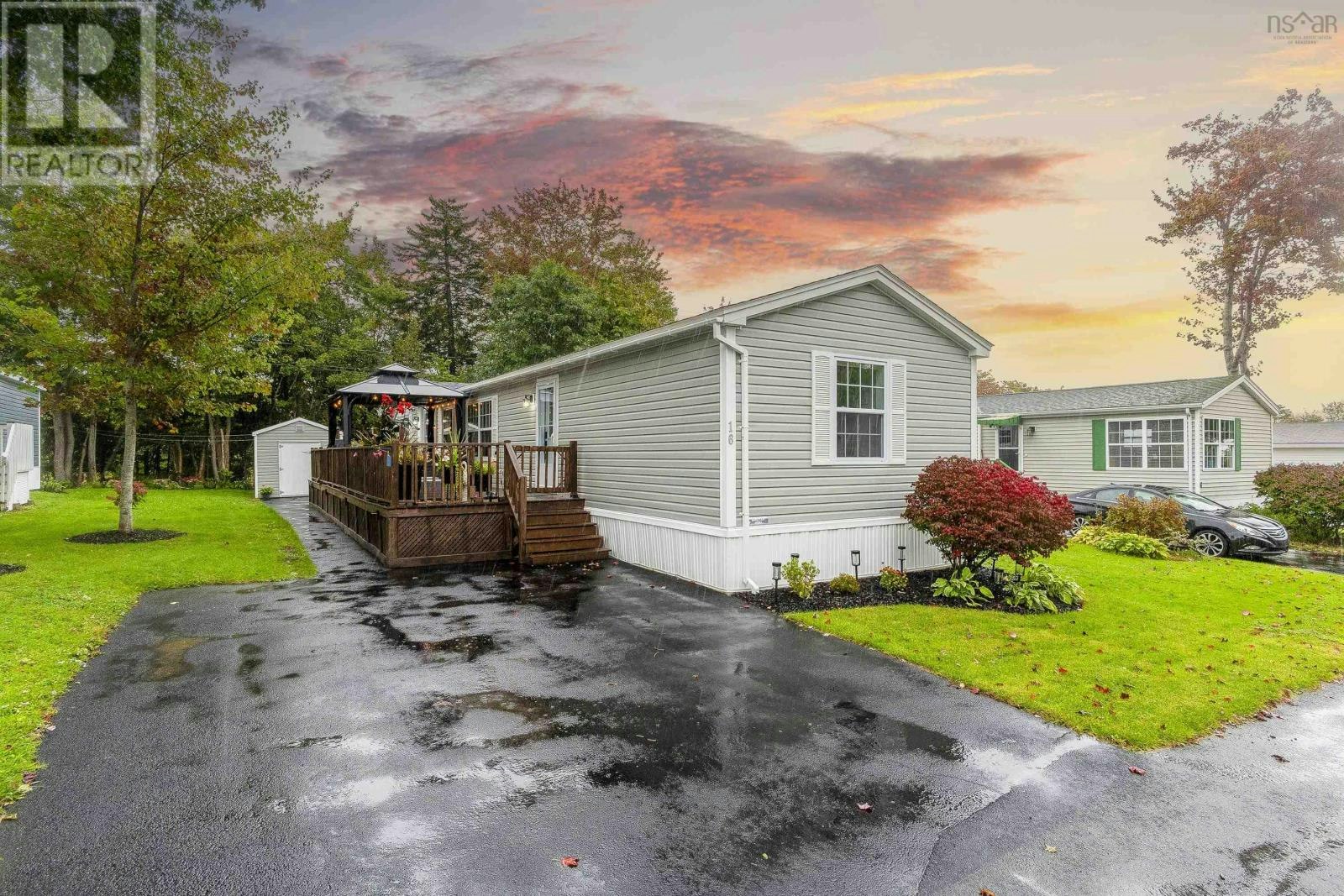16 First Street, Lucasville, NS, B4B 1P8