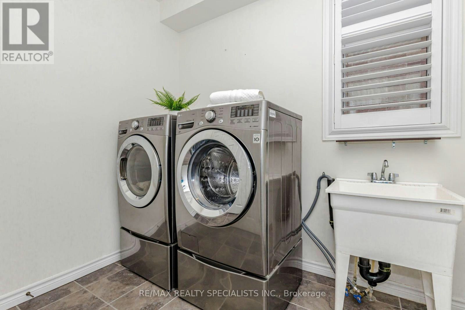 MAIN & UPPER-117 Norma Crescent, Guelph, ON, N1E 0K5 - 17