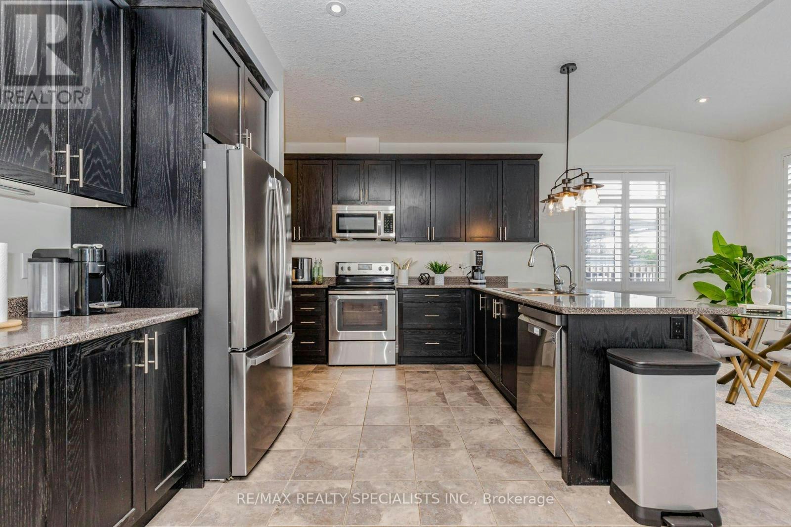 MAIN & UPPER-117 Norma Crescent, Guelph, ON, N1E 0K5 - 11