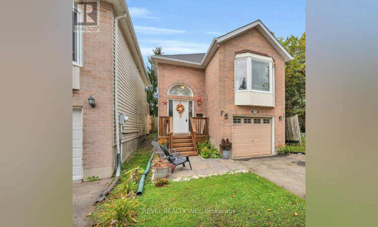 302 Shelburne Place