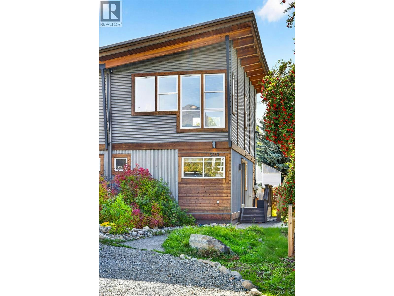 504 A 10th Street, Golden, BC, V0A 1H0