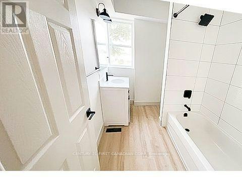 2-859 Dundas Street, London, ON, N5W 2Z8 - 11